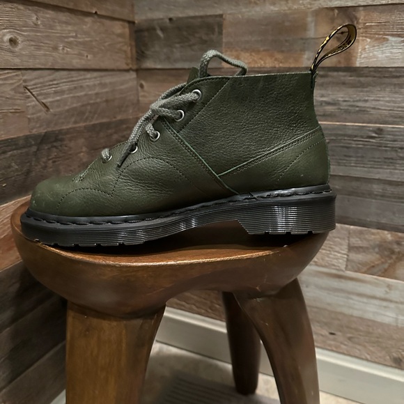 Dr. Martens Men's Green Leather Boots - Picture 3 of 10